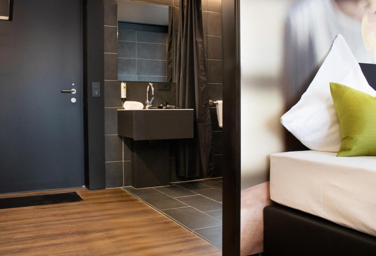 Ru Hotel By Wmm Hotels Рудолщат Екстериор снимка