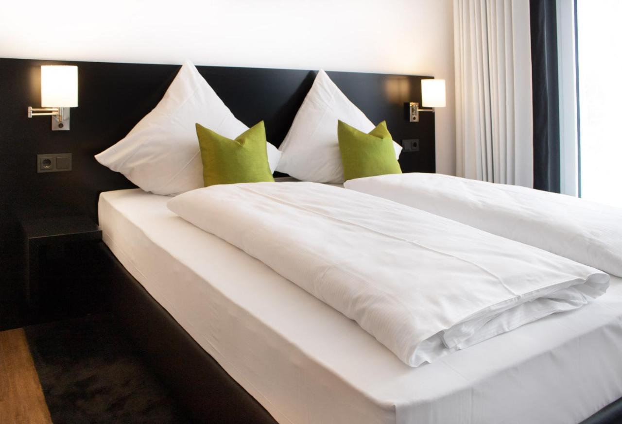 Ru Hotel By Wmm Hotels Рудолщат Екстериор снимка